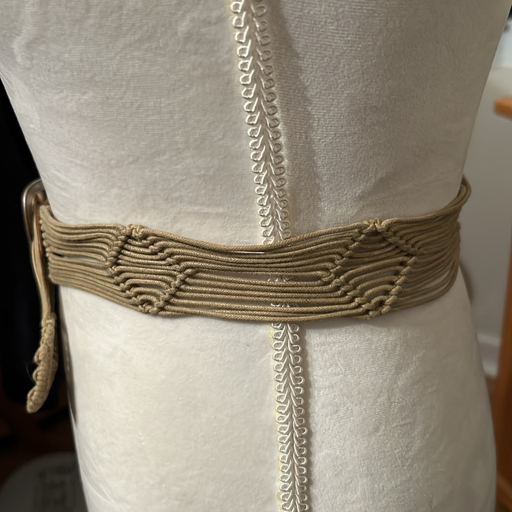 Macrame Styled Braided Intertwined Boho Rope Vint… - image 4